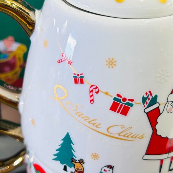 Christmas Tea Set With Teapot & Two Cups - Santa Claus Design Ceramic With Gold - Picture 6 of 11